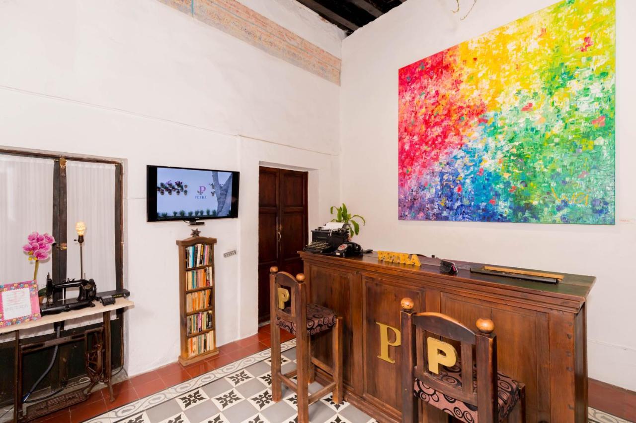 Hotel Petra 圣米格尔－德阿连德 外观 照片